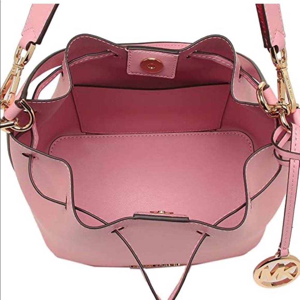 Michael Kors Eden Medium Bucket Leather Shoulder Crossbody bag Pink - Picture 12 of 15